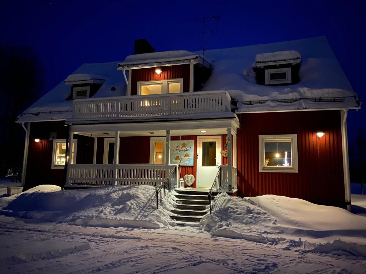 Änglagård - Holzhäuser&Bed&Breakfast Gargnäs Exteriör bild