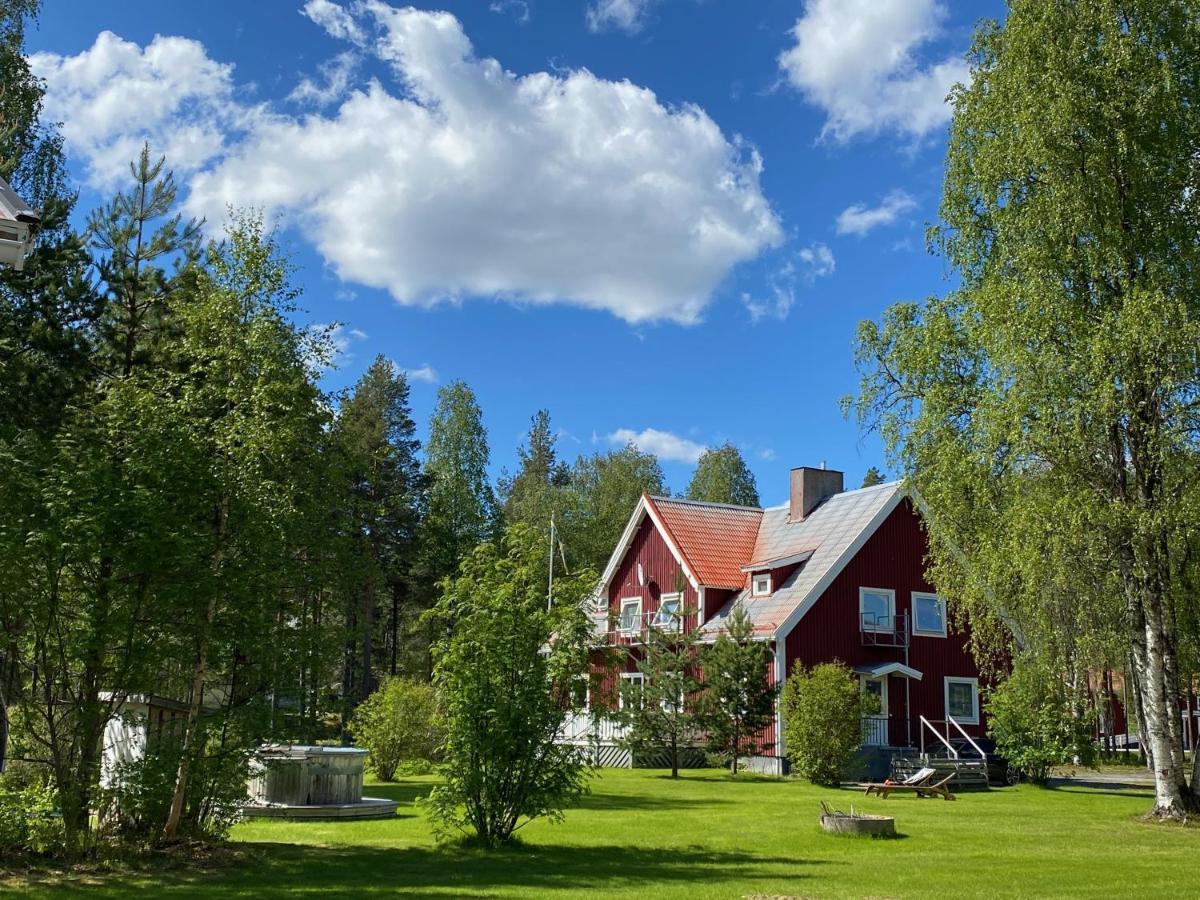 Änglagård - Holzhäuser&Bed&Breakfast Gargnäs Exteriör bild